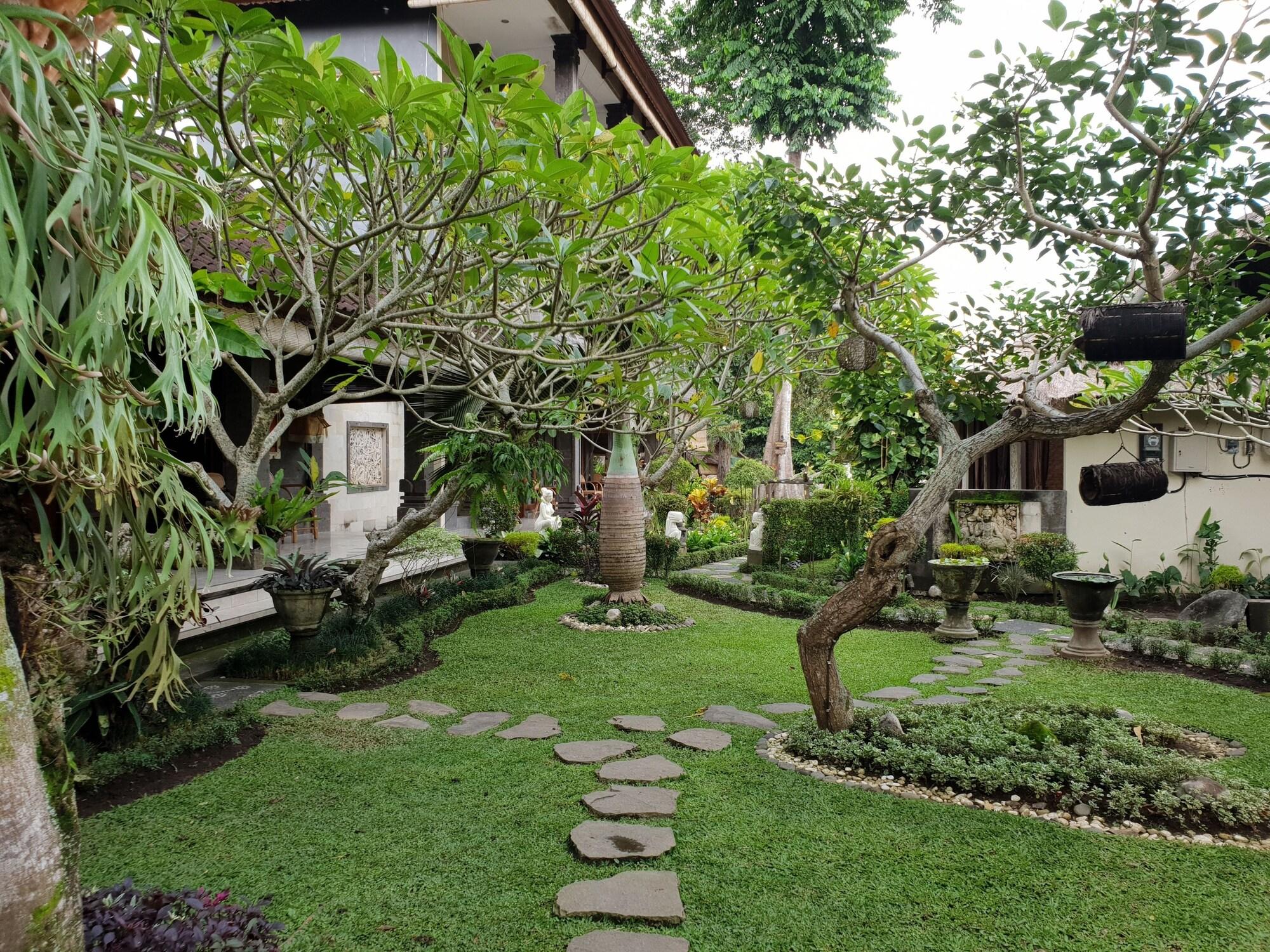 Hotel Liyer House Lodtunduh Exterior foto